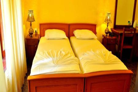 Отель Milano Tourist Rest в Анурадхапура - Шри-Ланка