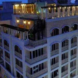 отель Whitehouse Condotel