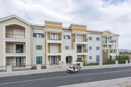 Отель Lustica Bay Central в Петровац - Черногория