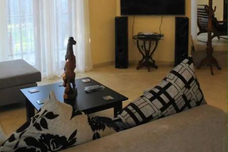 Отель Mahakumara White House Hotel в Калутара - Шри-Ланка