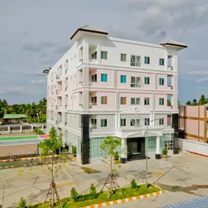 отель Kozy Inn