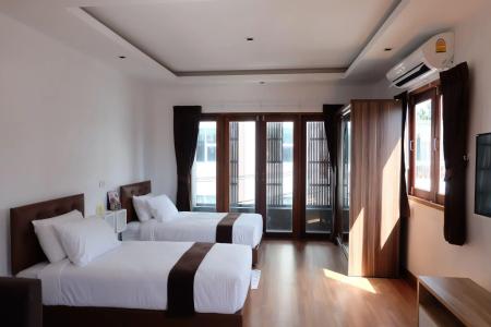 Отель 5ive Beach House Hotel в пляж Джомтьен - Таиланд