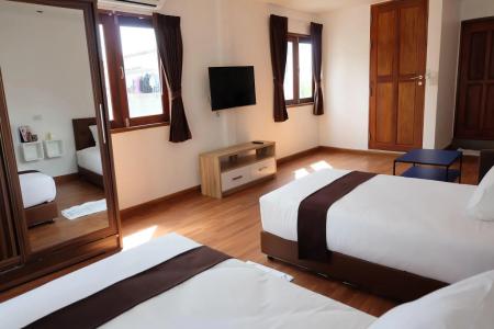 Отель 5ive Beach House Hotel в пляж Джомтьен - Таиланд