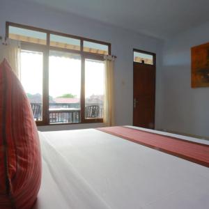 отель Warsa Garden Bungalows