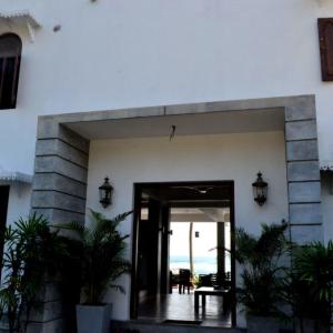 отель Sea World Boutique Hotel