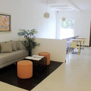 отель Travelbee Capitol Inn