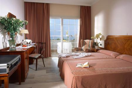 Elba Motril Beach & Business Hotel