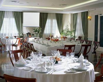 Elba Motril Beach & Business Hotel