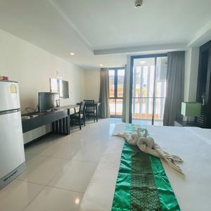 отель Tycoon Suite Pattaya