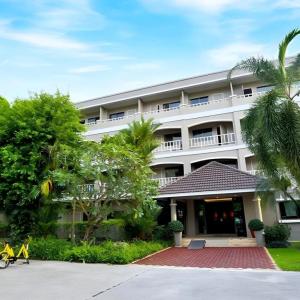 отель Pattra Mansion by AKSARA Collection