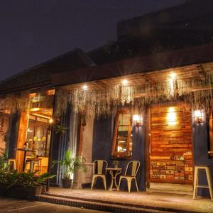 отель Summerbird - Bed and Brasserie