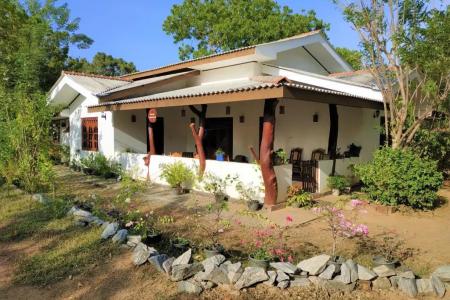 Отель Lavish Eco Jungle в Хамбантота - Шри-Ланка