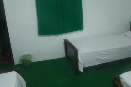 Отель Asix Hotel в Тринкомали - Шри-Ланка