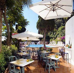 Отель Grand Albergo Miramare в Ривьера ди Улиссе - Италия