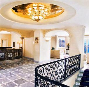 Отель Grand Albergo Miramare в Ривьера ди Улиссе - Италия