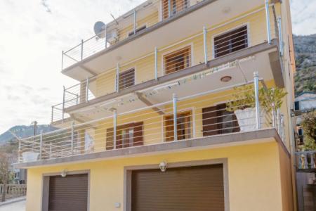 Отель Apartmani Markovic в Котор - Черногория