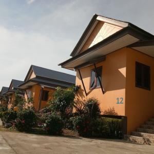 отель Baan Mek Lom