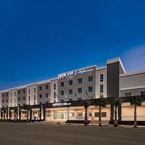 отель Park Inn by Radisson Jubail Industrial City