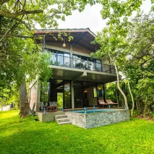 отель Flameback Eco Lodge