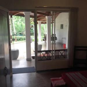 отель Graten Tea Garden Holiday Bungalow