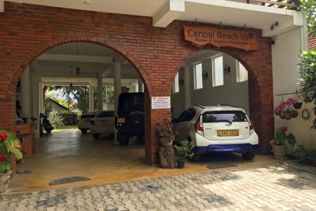 Отель Central Beach Inn в Мирисса - Шри-Ланка