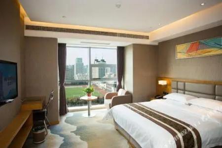 Peninsula Fino International Hotel