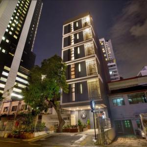 отель Hotel Twenty 8B