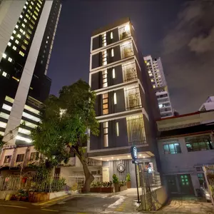 отель Hotel Twenty 8B