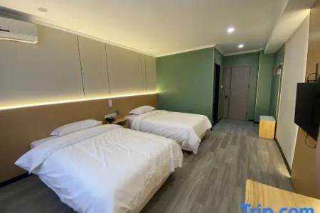 Poli Light Hotel (Beilun Port Area)