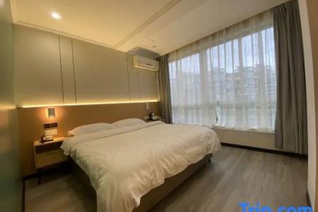 Poli Light Hotel (Beilun Port Area)