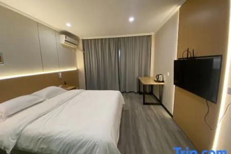 Poli Light Hotel (Beilun Port Area)