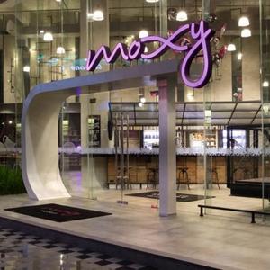 отель Moxy Bandung