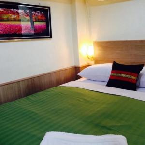отель Sukhumvit 20 Guest House