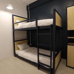 отель Local Time Bangkok - Hostel