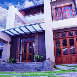 отель Hill Roost