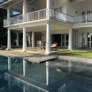 отель Good Vibes Villas Retreat And Restaurant