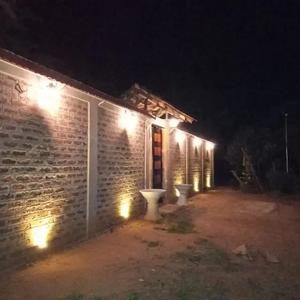 отель Sandalwood Cottage