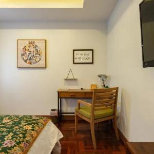 отель Maneeya Park Residence