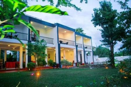 Отель Amelia Resort в Сигирия - Шри-Ланка