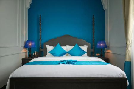 Manoir Des Arts Hotel