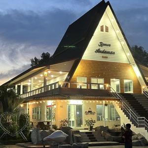 отель Brown Andaman  Krabi