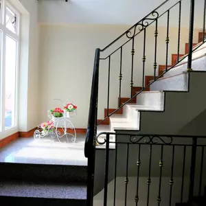 отель Royale 8 Ville