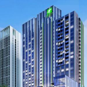 отель Holiday Inn & Suites Siracha Laemchabang by IHG