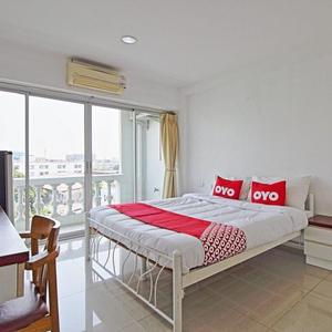 отель Super OYO 498 Ladawan Villa