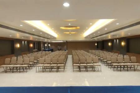 Отель Cosmique Clarks Inn Suites , Goa в Южный Гоа - Индия