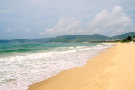 Отель Vienna Hotel Sanya Yalong Bay Qianguqing в Санья - Китай