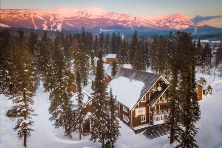 Отель Шервуд (SHERegesh`s WOOD) в Шерегеш - Россия