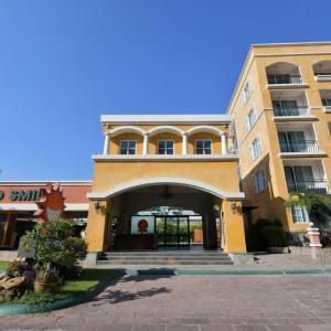 отель Grand Smile Wellness Resort