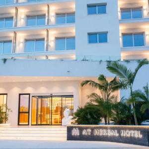 отель At Herbal Boutique Hotel & Spa