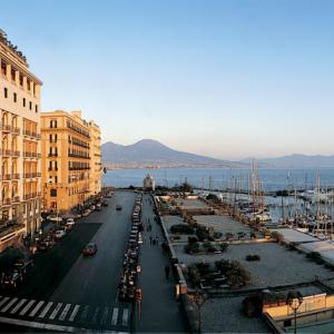 отель Grand Hotel Vesuvio